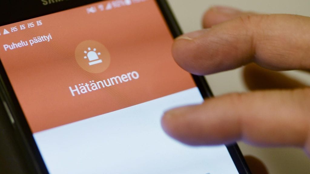 Hätänumeroon soitettu, päättynyt puhelu, kuvattiin Helsingissä 28. marraskuuta 2016.