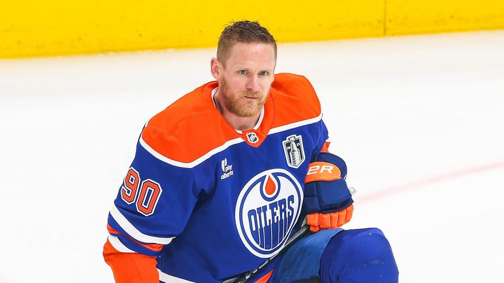 Corey Perry jaksaa painaa.