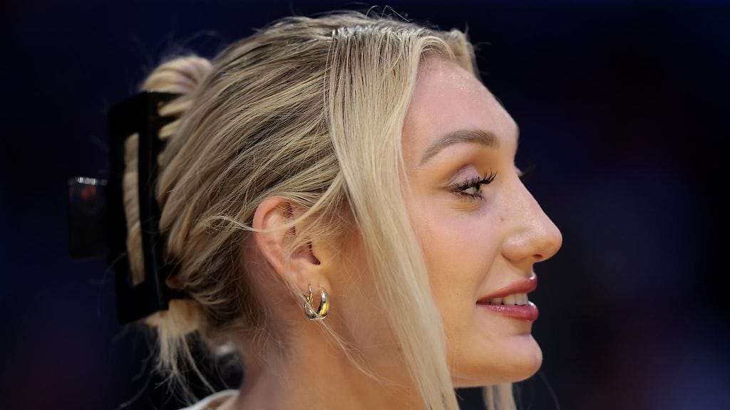 Cameron Brink kuvaili olevansa melko avoin ihminen.