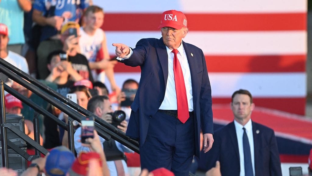 Donald Trump julisti UFC-suunnitelmansa.