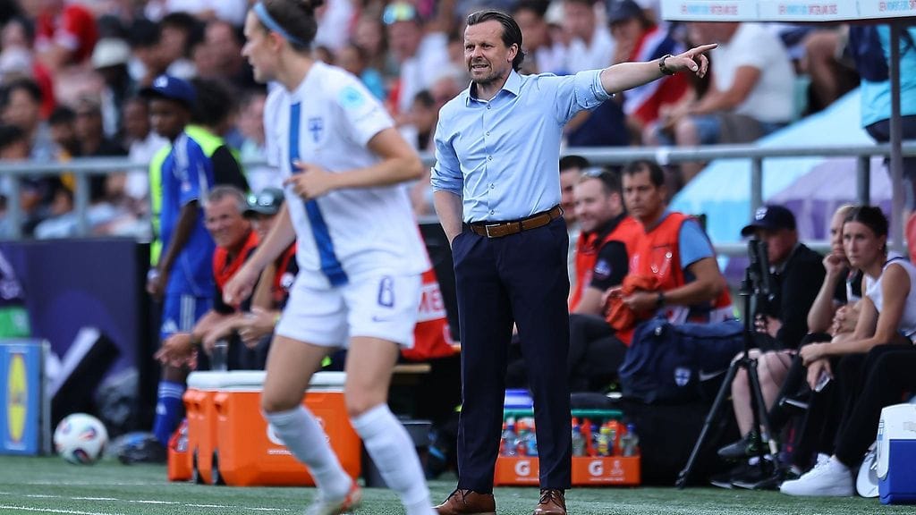 Helmarit on pakkovoiton edessä.