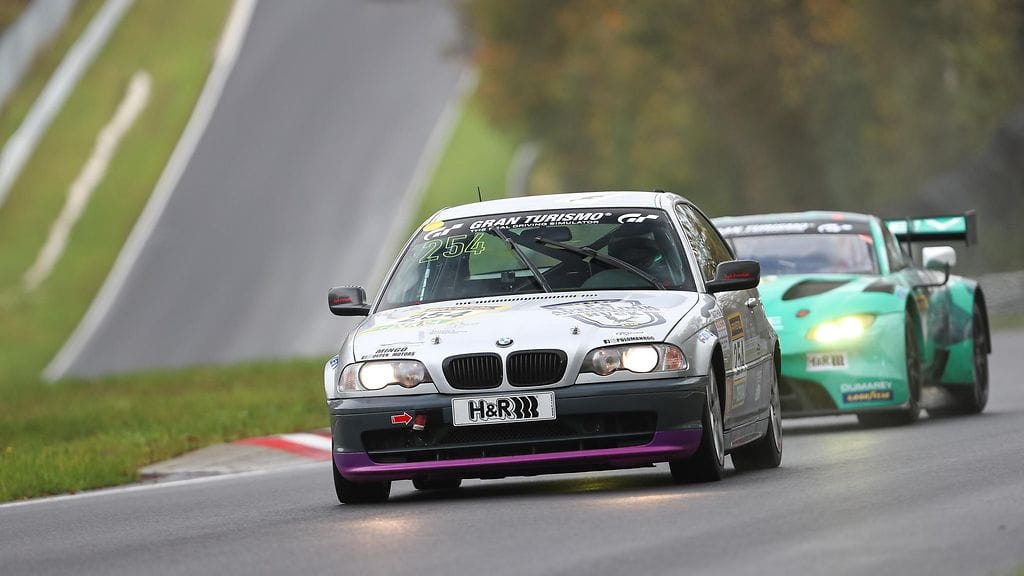 Nurburgringin moottoriradalla on kuollut vuosien varrella kymmeniä ihmisiä.