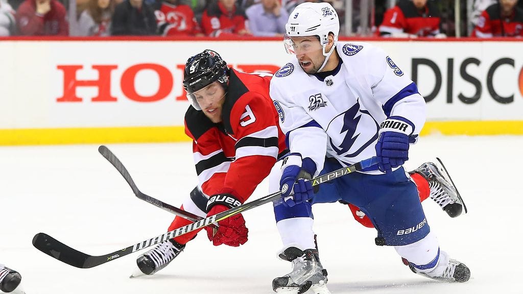 Tyler Johnson voitti urallaan kaksi Stanley Cupia Tampa Bayn paidassa.