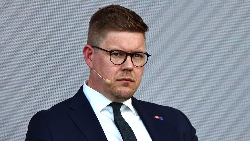 Lindtman ripittää useissa rasismikohuissa rypeneitä perussuomalaisia.