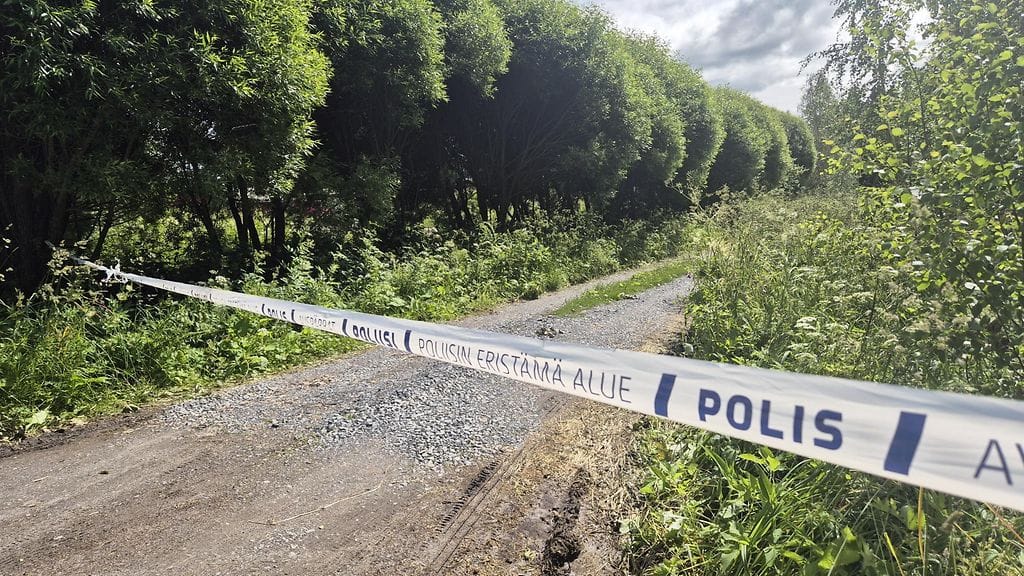 Poliisi aikoo jatkaa vielä Mikkelin murhasta epäillyn 19-vuotiaan miehen kuulusteluja.