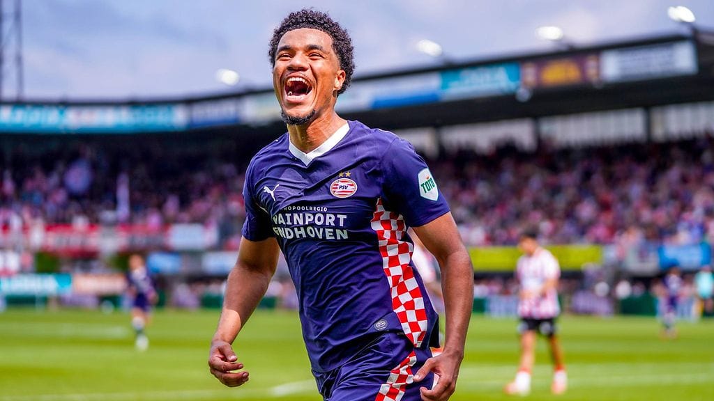 Malik Tilman siirtyy Bayer Leverkuseniin.