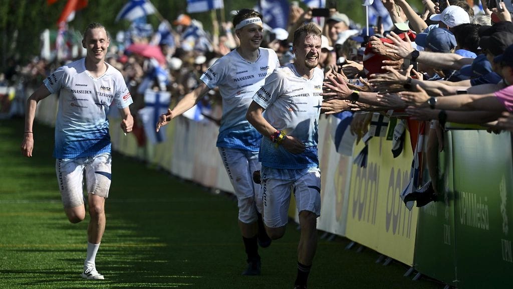 Suomi MM-pronssisuunnistajat viesti