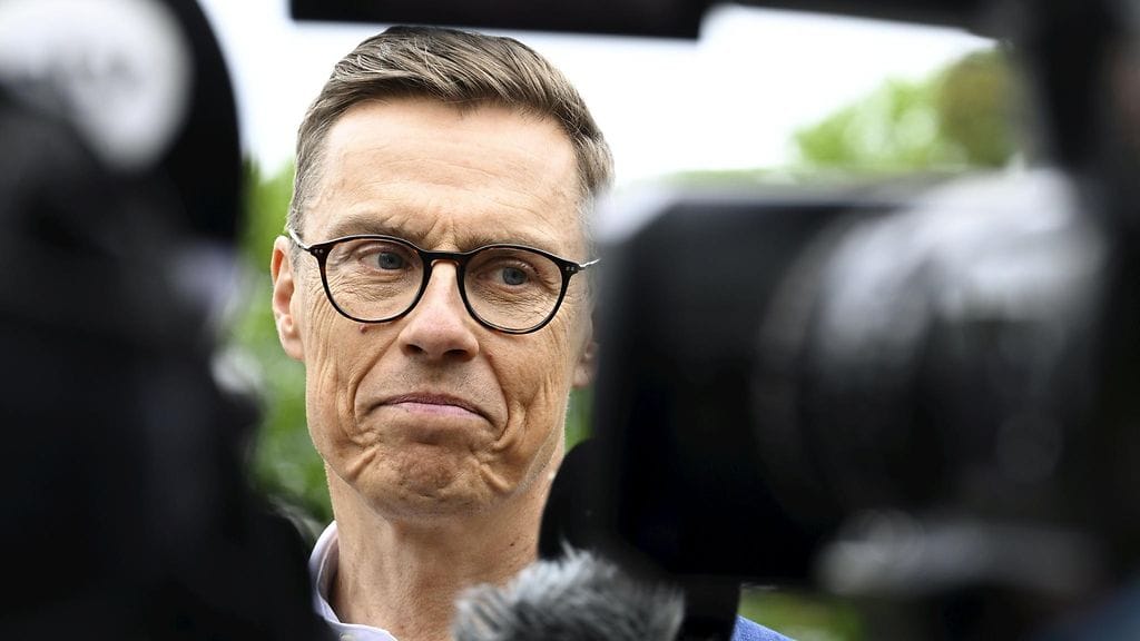 Tasavallan presidentti kuvattuna Kultarannassa toukokuun lopulla.