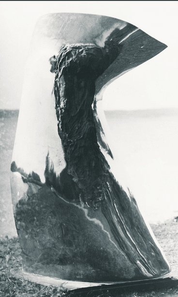 Poliisi_varastettu patsas