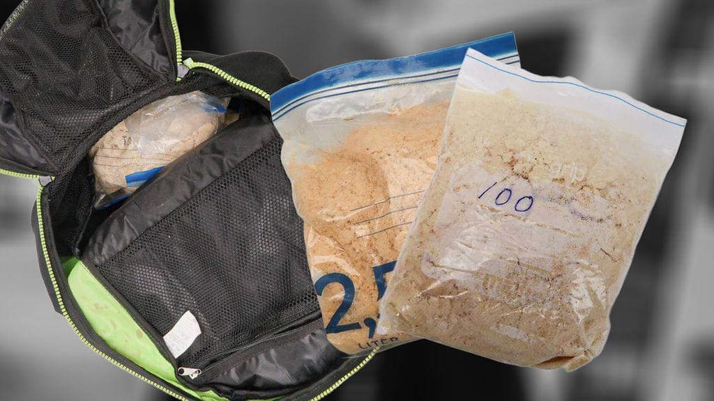 Kuvassa alfa-PVP eli niin sanottu peukku.