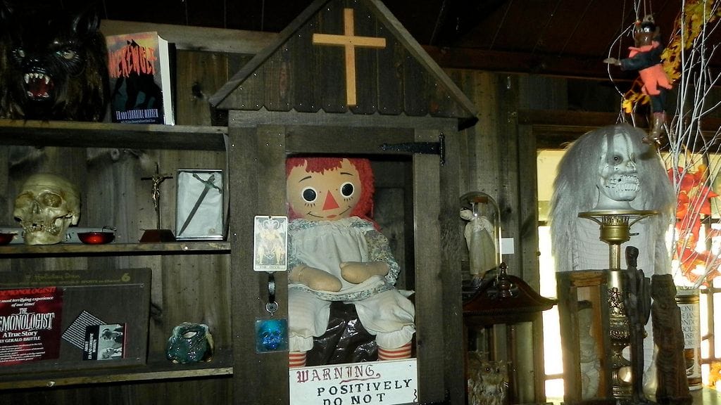 Annabelle-nukke on saavuttanut kulttimaineen
