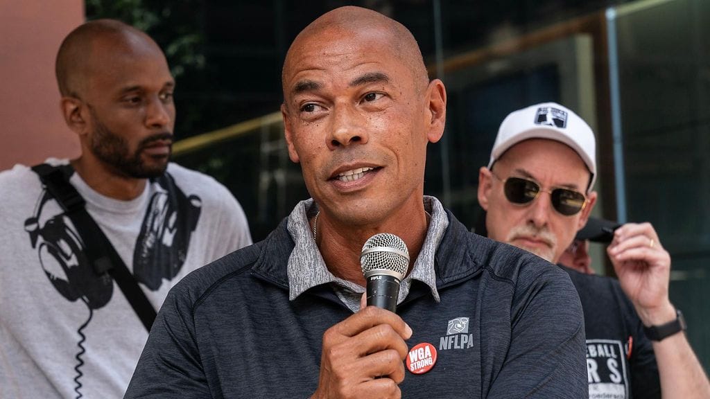 Howell ehti työskennellä pelaajayhdistyksen johtajana kesäkuusta 2023 alkaen.