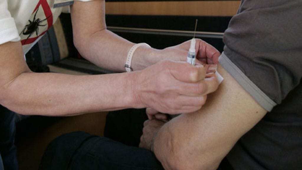 Puutiaisaivokuumeen vastaisia joukkorokotuksia on tehty Ahvenanmaalla.