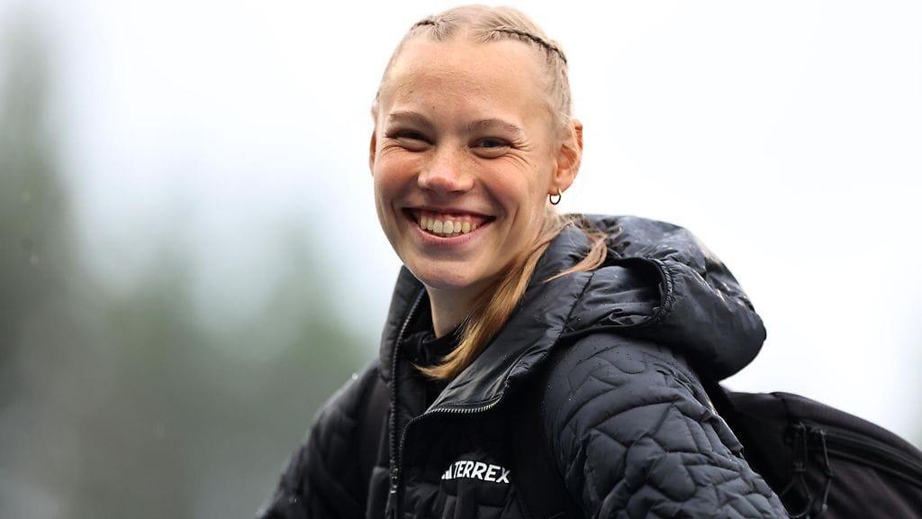 Saga Vanninen toimi Tampereen Motonet GP:ssä valmentajan tehtävissä.