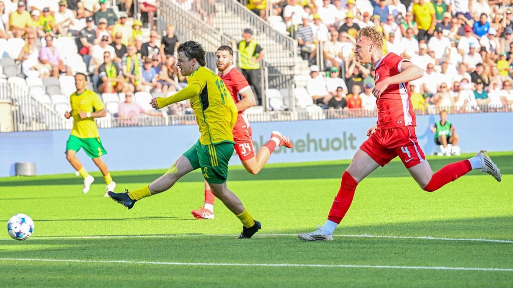 Ilveksen Roope Riski iski kaksi maalia.