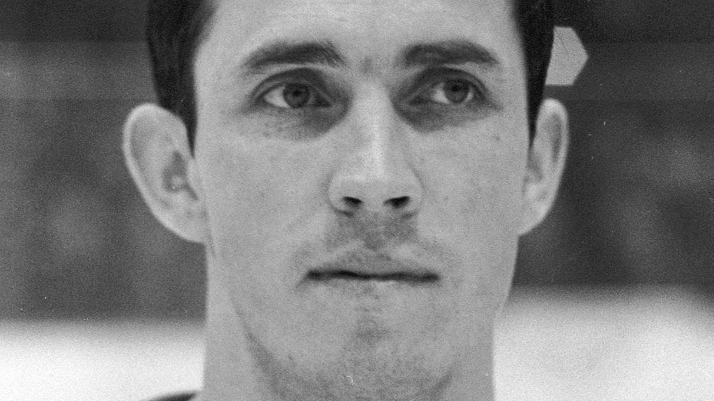 Josef Cerny on poissa.