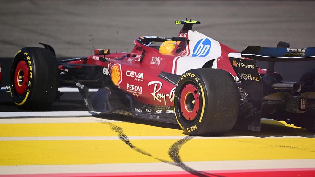 Lewis Hamilton pyörähti Belgian GP:n sprinttiaika-ajossa.