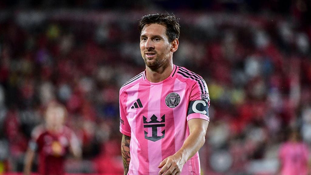 Lionel Messi on raivoissaan saamastaan pelikiellosta.