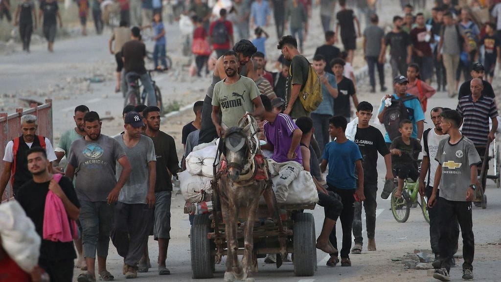 Humanitaarista apua hakeneita ihmisiä Jabalian kaupungissa Gazan kaistalla 23. heinäkuuta 2025.