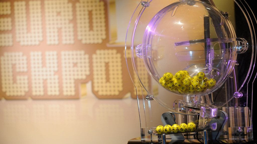 Eurojackpotin päävoitto on osunut jo kaksi kertaa Kotkaan. Kuvituskuva.