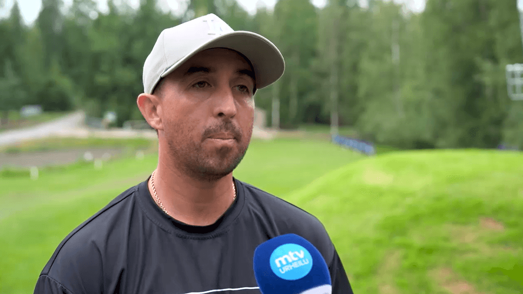 Frisbeegolfin supertähti Paul McBeth on vaikuttunut Tampereen MM-olosuhteista.