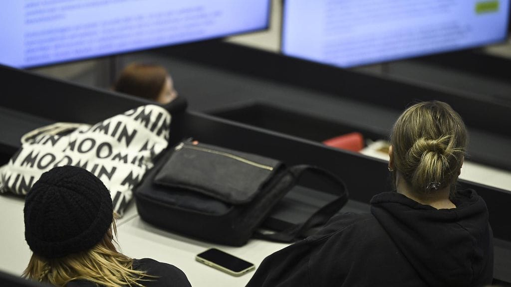 Kuvituskuva. Opiskelijoita Helsingin yliopistossa 9. lokakuuta 2024.