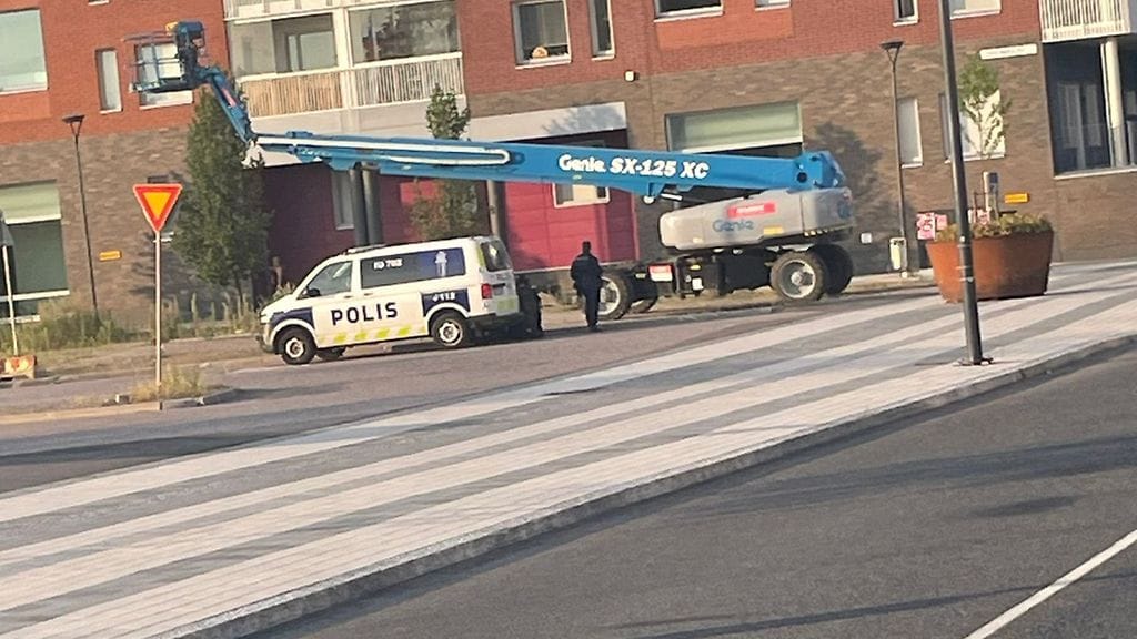 Vantaan Kivistössä havaittiin useita poliiseja torstaina illalla.