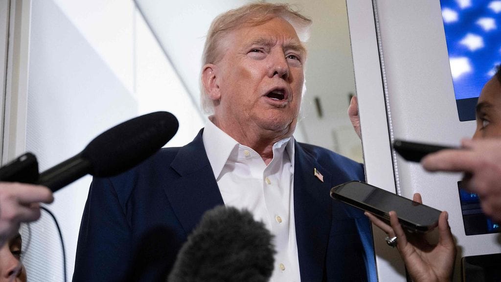 Useat maat ovat kiirehtineet torstaina viimeistelemään kauppasopimuksiaan Yhdysvaltain presidentti Donald Trumpin hallinnon kanssa. Trump kuvattuna 29.7.2025 Skotlannissa.