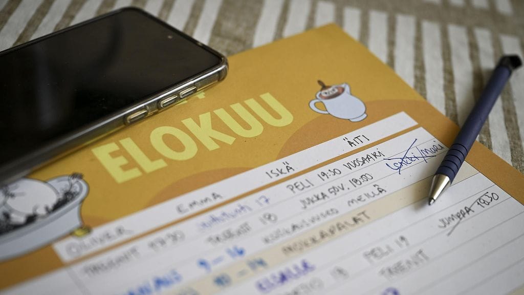 Äidit kokevat syyllisyyttä omista harrastuksistaan isiä herkemmin.