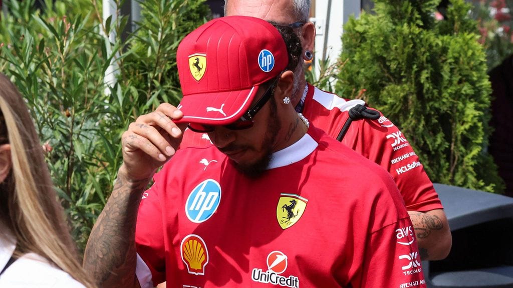 Lewis Hamilton sätti itseään Unkarin aika-ajojen jälkeen.