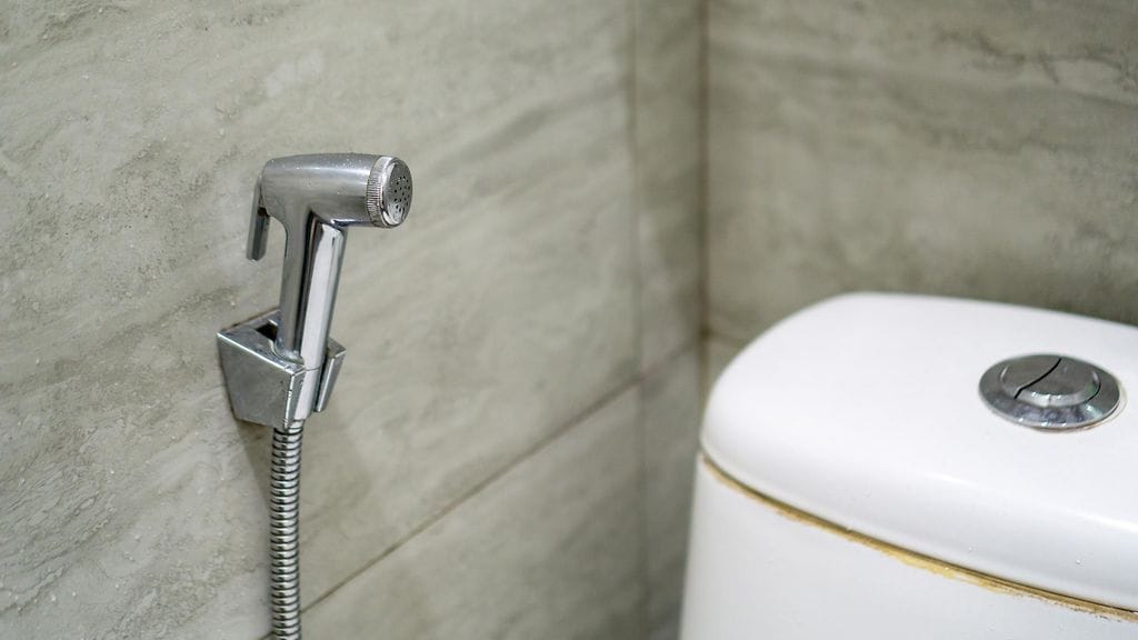 Bideesuihkua ei sovi käyttää huolimattomasti.