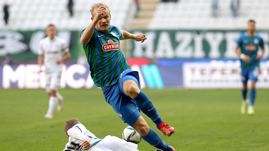 Joel Pohjanpalon ura lähti Turkissa uuteen liitoon, vaikka lainapesti käynnistyikin eriskummallisella kohtauksella.