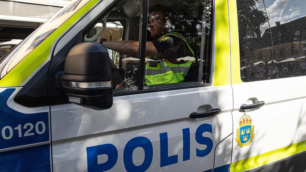 Poliisi tutkii tapahtumia murhan yrityksinä. Kuvituskuva.