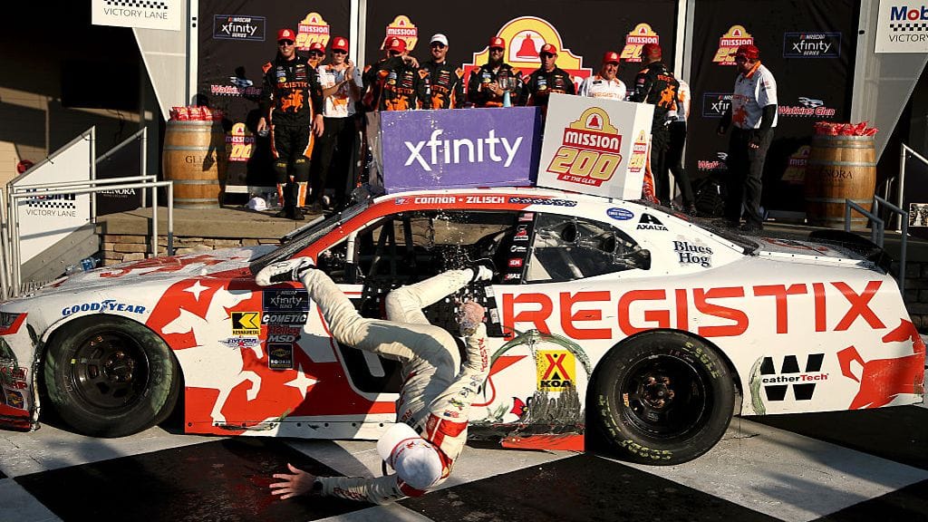 Connor Zilisch mursi solisluunsa hurjan näköisessä kaatumisessa.