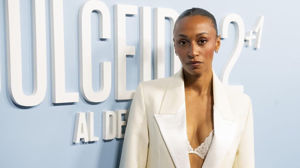 Ana Peleteiro-Compaoré puolustautuu.