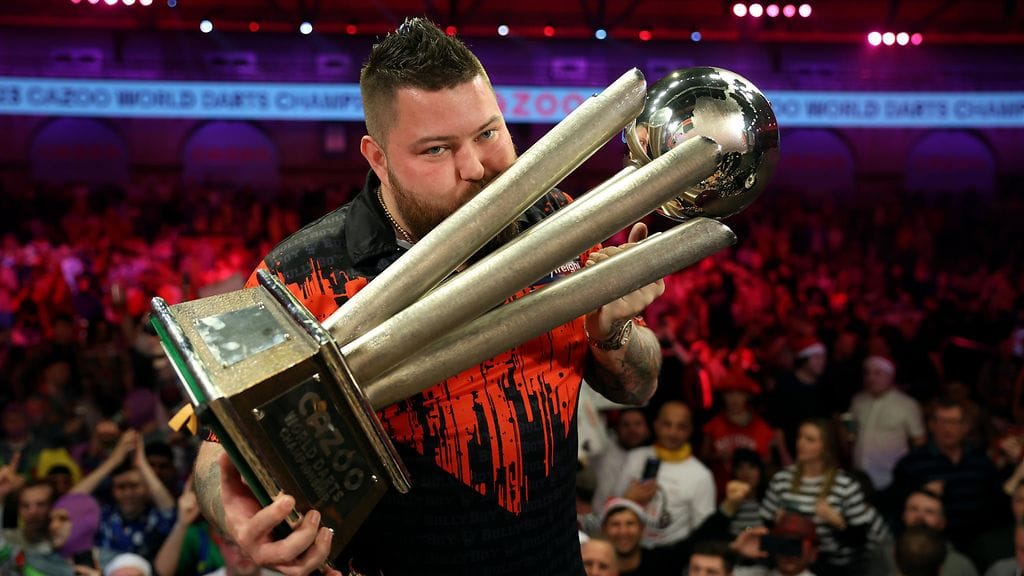 Michael Smith oli uransa huipulla tammikuussa 2023. Maailmanmestarin peli on ollut luisussa sen jälkeen.