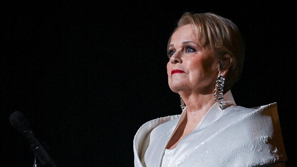 Katri Helenan rakastetuimmat hitit palaavat lavalle.