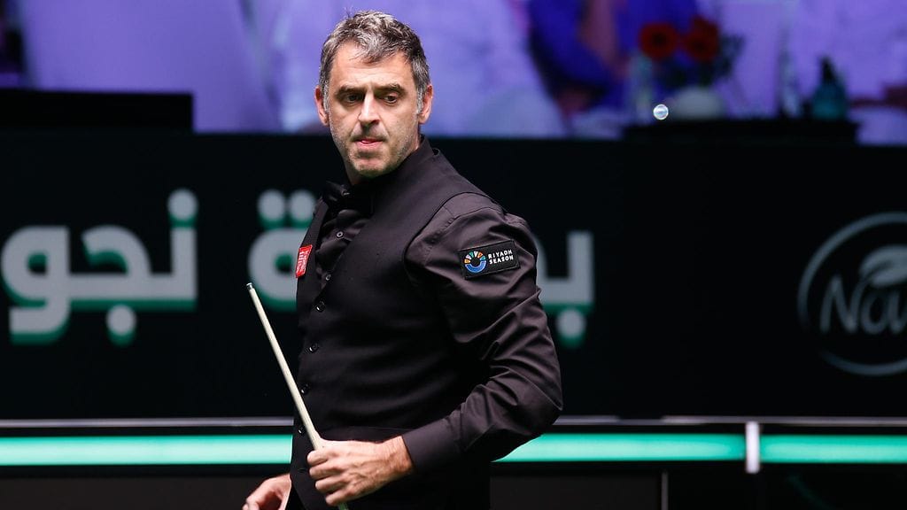 Ronnie O'Sullivan tavoittelee edelleen 500 000 punnan voittopottia Jeddassa.
