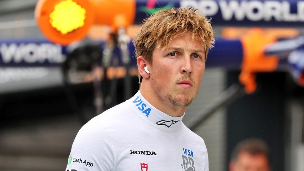 Liam Lawson joutui sivuun Red Bullilta vain kahden kisan jälkeen.