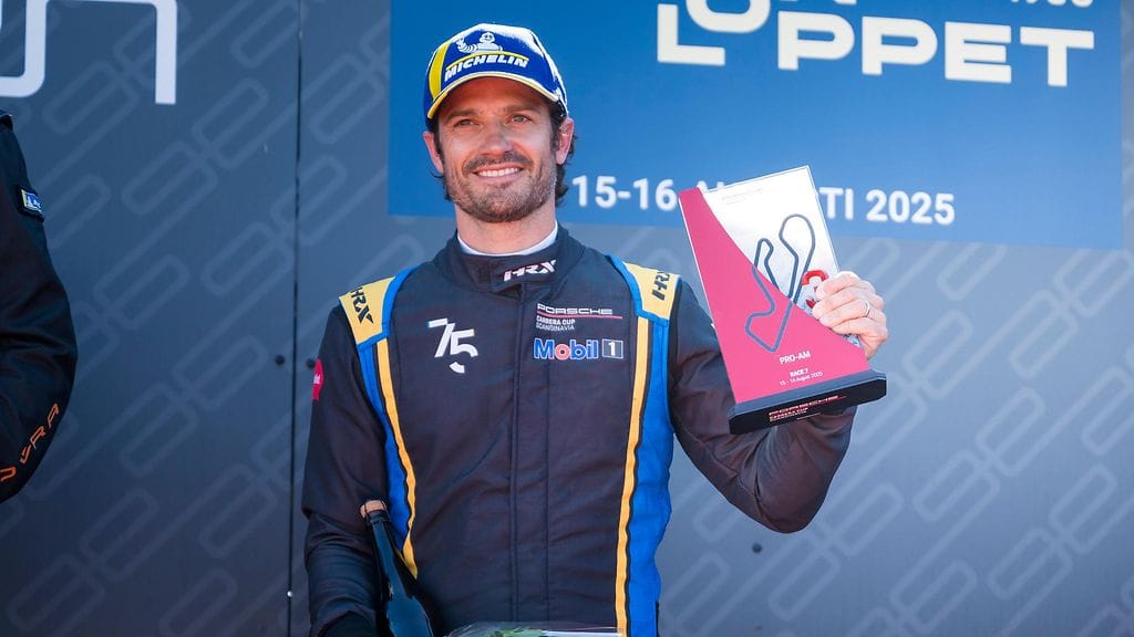 Prinssi Carl Philip sijoittui kolmanneksi rata-autoilun PRO AM -sarjassa viikonloppuna.