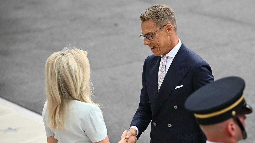 LK Stubb valkoinen talo