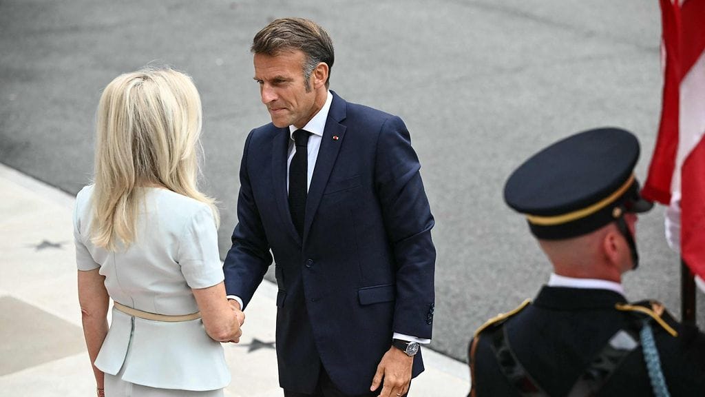 LK 18082025 emmanuel macron valkoinen talo 152883696