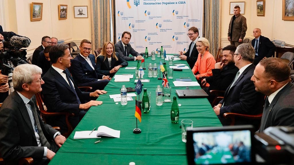 Zelenskyi tapasi eurooppalaisia johtajia ennen kokoustamista presidentti Trumpin kanssa Washingtonissa 18. elokuuta.