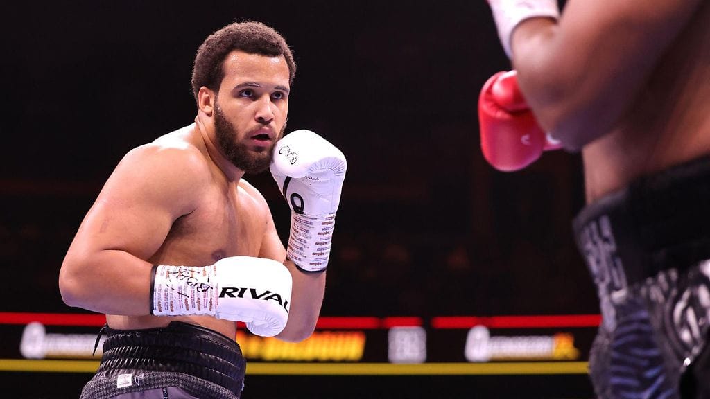 Moses Itauma, 20, tekee huimaa nousua nyrkkeilyn raskaassasarjassa.