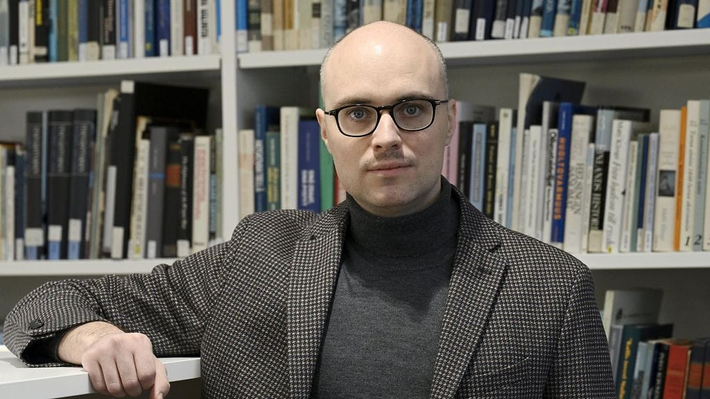 Ulkopoliittisen instituutin vanhempi tutkija Ryhor Nizhnikau Helsingissä 9. tammikuuta 2024.