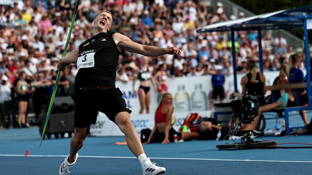 Oliver Helander on ollut vaikeuksissa koko kauden. Brysselissä tuli vihdoin onnistuminen.