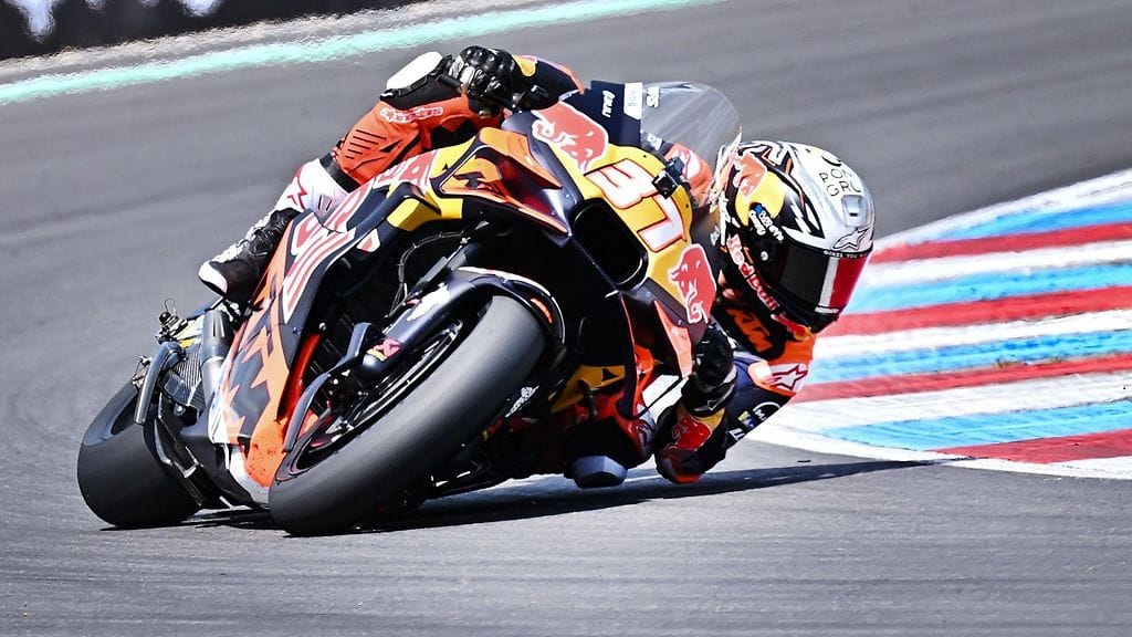 Pedro Acostan pyörä karkasi vaarallisesti.