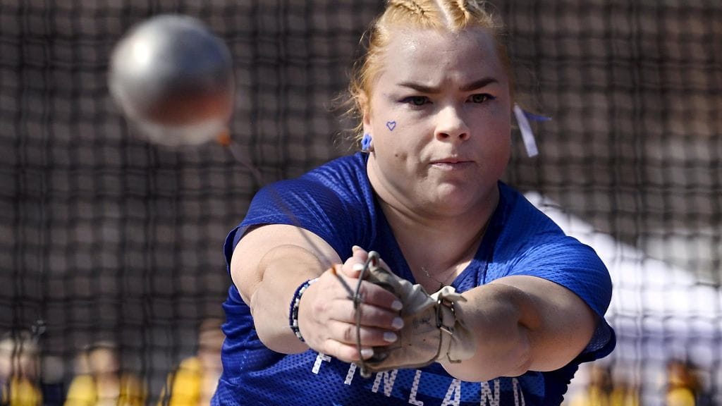 Krista Tervo heitti Tukholmassa uransa toiseksi pisimmän kaaren.