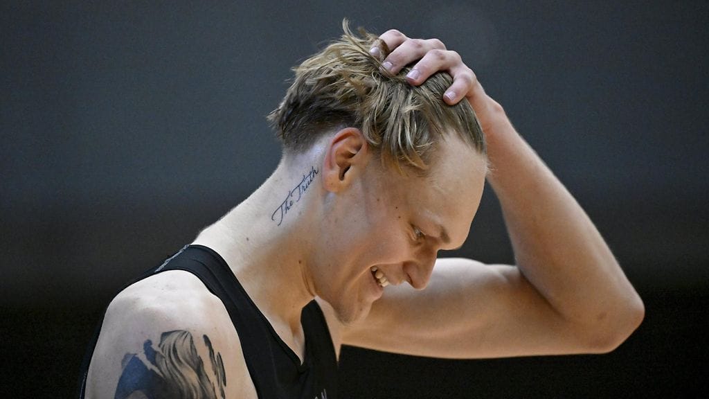 18-vuotias Miikka Muurinen lukeutuu keskiviikkona alkavien koripallon EM-kisojen seuratuimpiin suomalaispelaajiin.