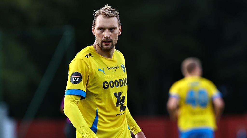 Tim Väyrynen iski Gnistanin avausmaalin.